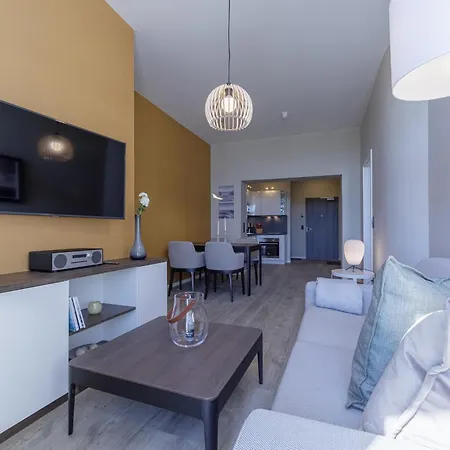 Tolle 5 Sterne Ostseequartier Mit Dem Wunderschönem Südbalkon * Wustrow (Fischland)